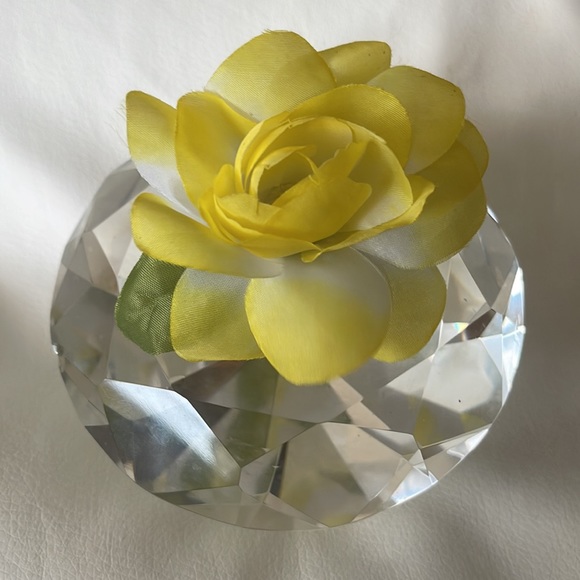 Silk Gardenia Clip YELLOW & WHITE - Picture 1 of 5